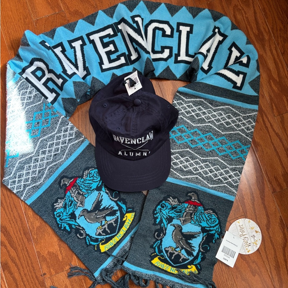 NWT! Ravenclaw Scarf and Cap Set